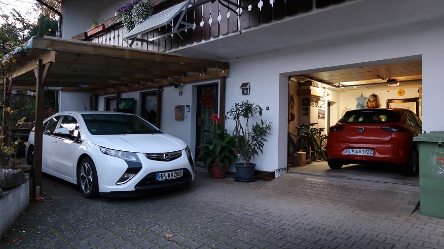 IMG_3468 Ampera und Corsa 24proz.jpg